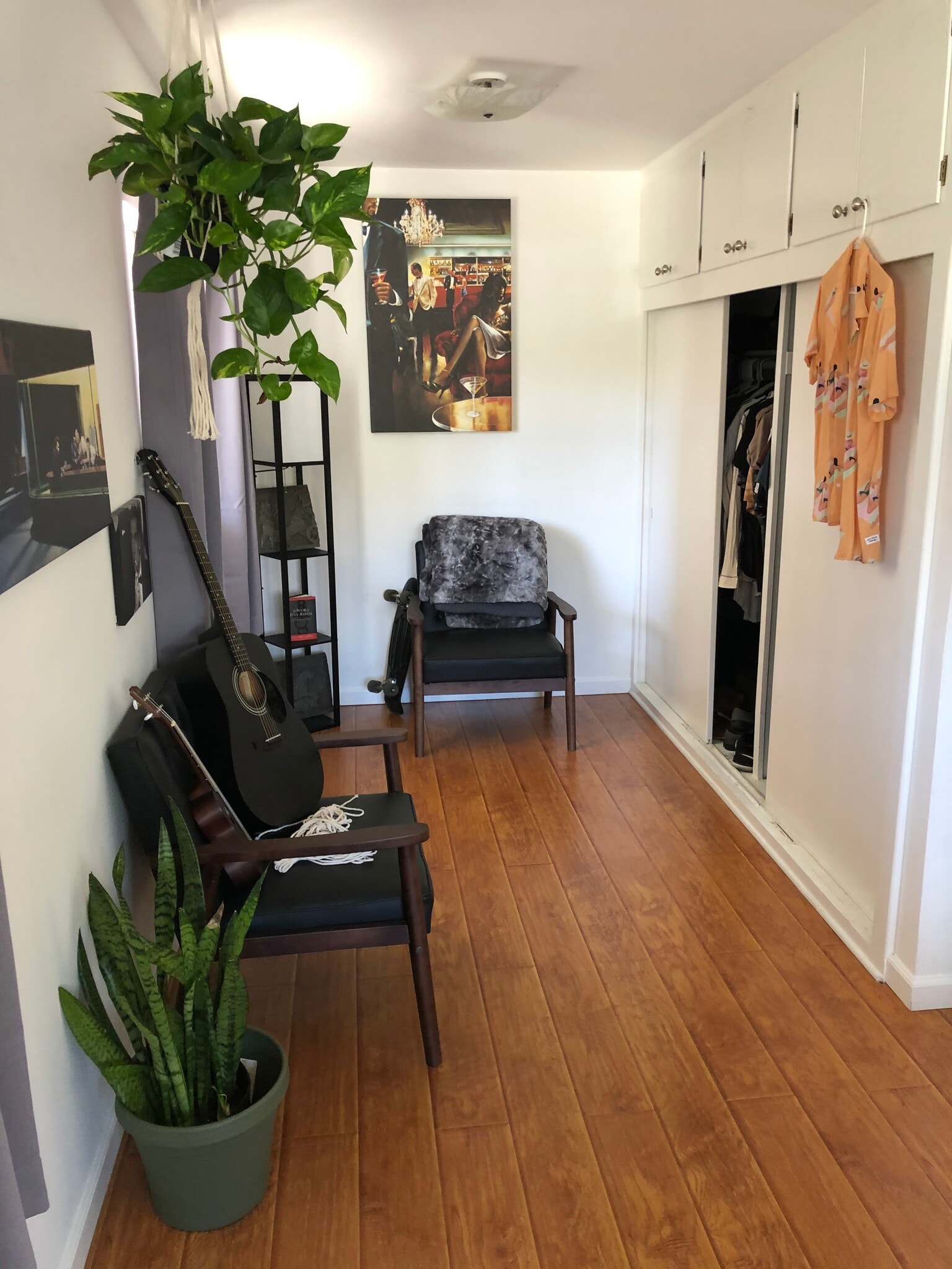 Bedroom nook/storage - acces/furn not include - 7526 Fountain Ave