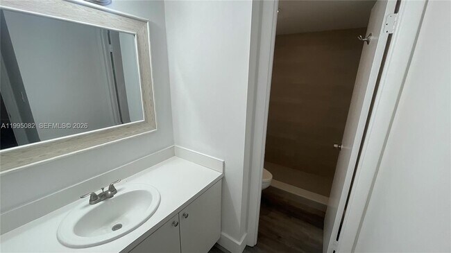 Building Photo - 10801 SW 109th Ct