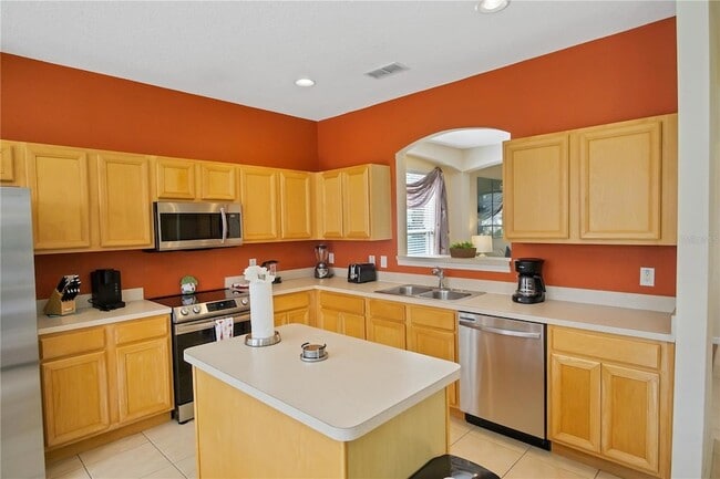 Building Photo - 134 Sevilla Ave