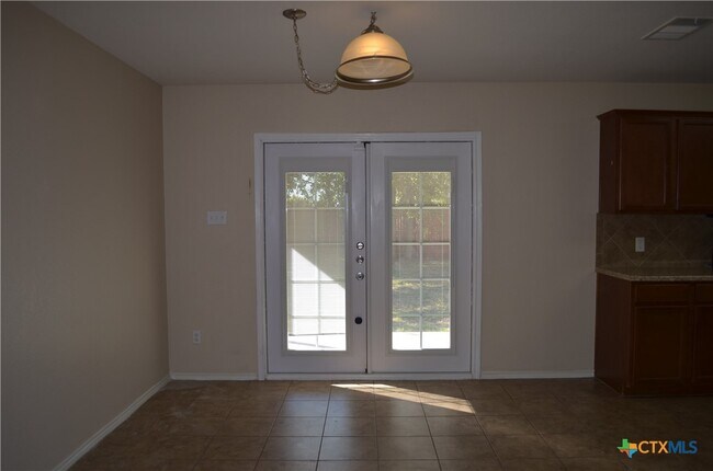 Building Photo - 108 W Gemini Ln