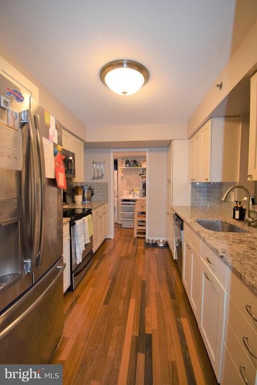 Building Photo - 610 N West St