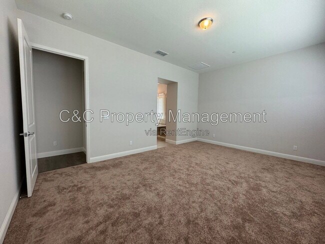 Building Photo - 3027 Andesite Dr