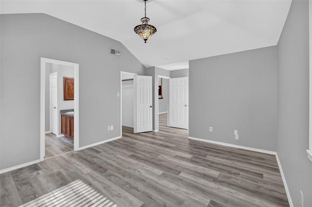 Building Photo - 6318 Brookcrest Dr