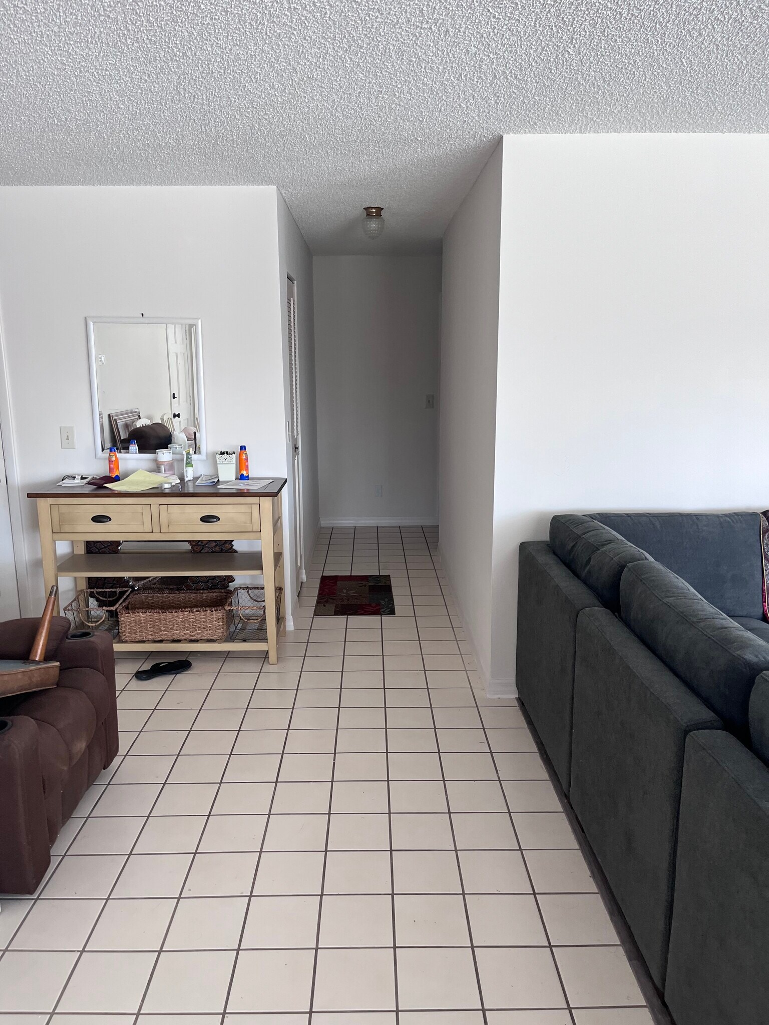 Building Photo - 213 Buttonwood Cir