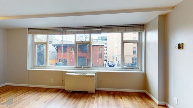 Building Photo - 1545 18th St NW