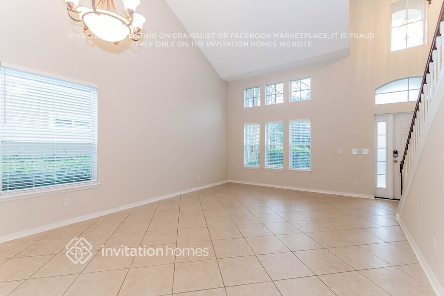 Building Photo - 513 Millstone Dr