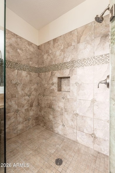 Building Photo - 9705 E Mountain Peak Dr