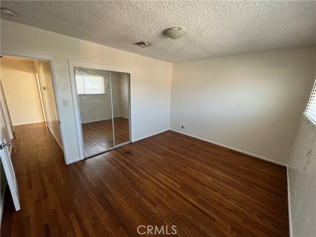 Building Photo - 3833 W 105th St