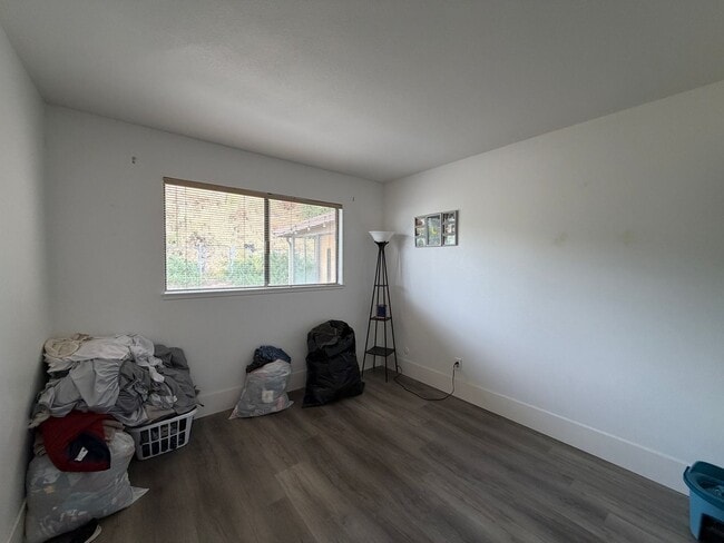 Building Photo - 3668 28th St E