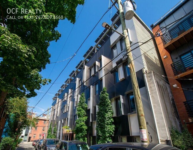 Building Photo - 152 W Laurel St