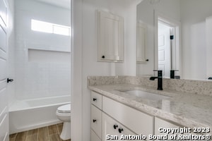 Building Photo - 422 S Calvin Barrett