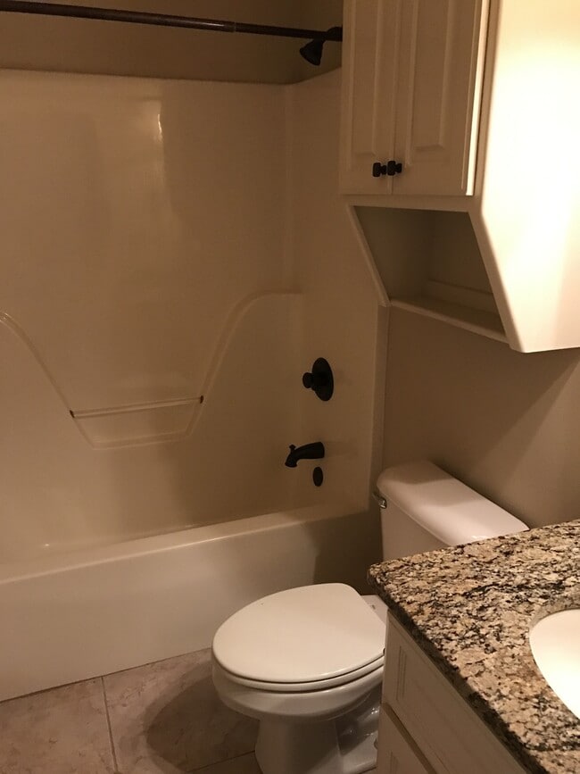 Building Photo - Questions call Lance Garner 501-912-6020