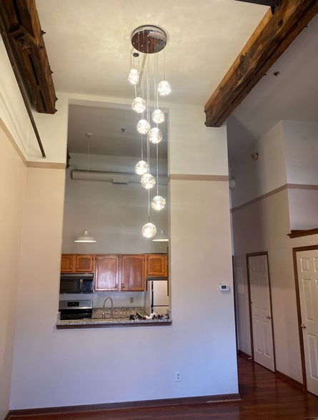 Kitchen - 544 S Front St