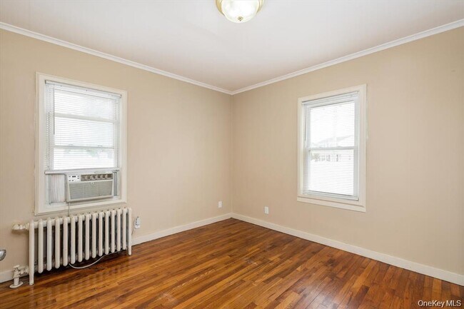 Building Photo - 23 Rosebud Ave