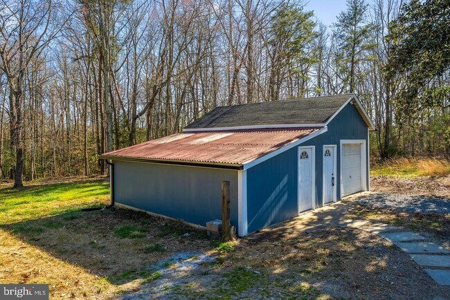 Building Photo - 4316 Massaponax Church Rd