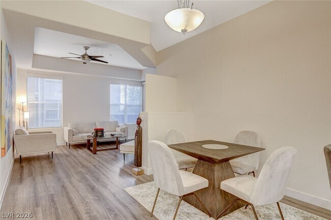 Building Photo - 38 E Serene Ave