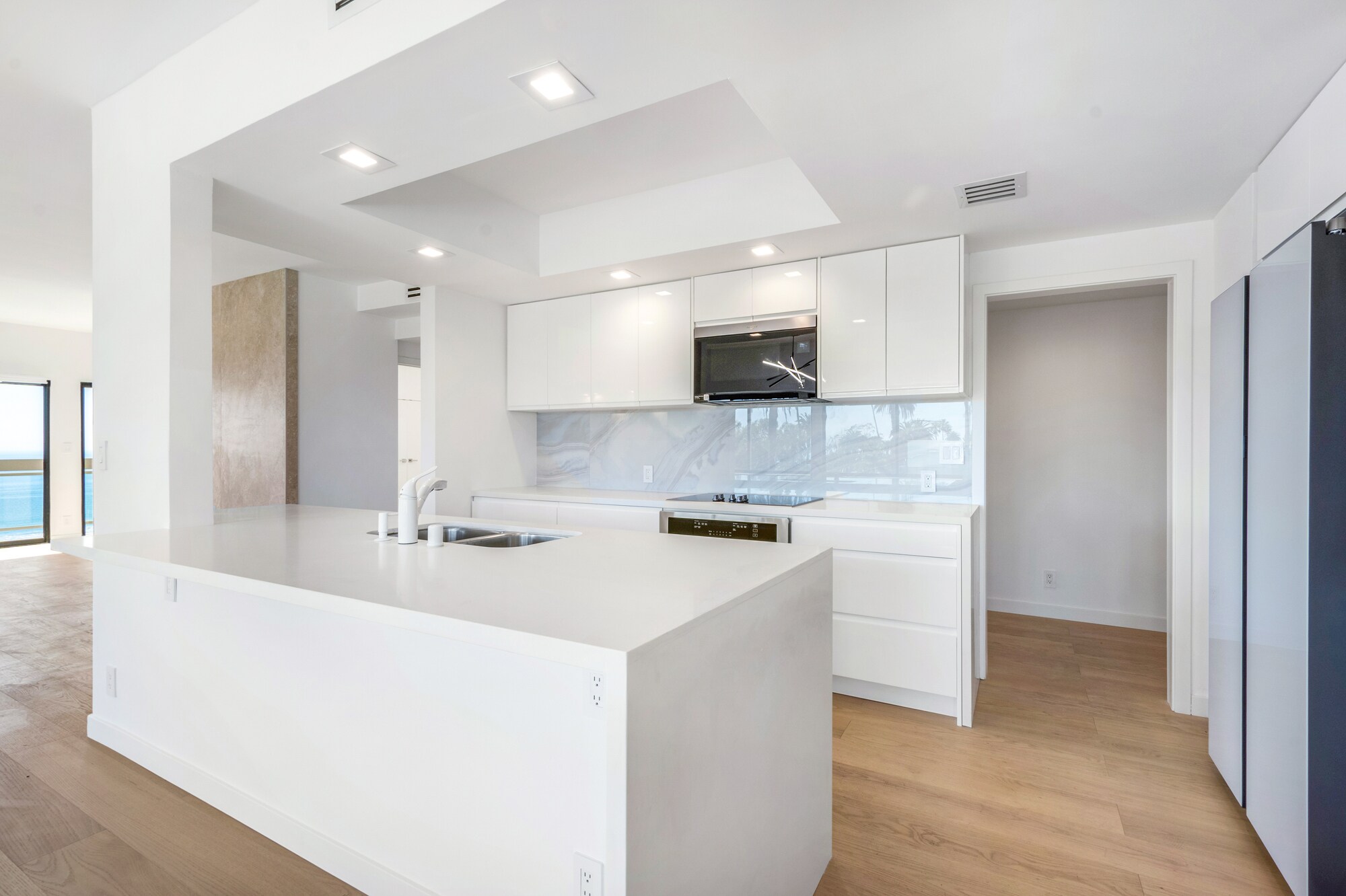 Building Photo - 801 Ocean Ave