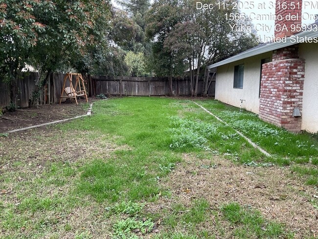 Building Photo - Room to Relax — Spacious 3-Bedroom Home with a Big Backyard