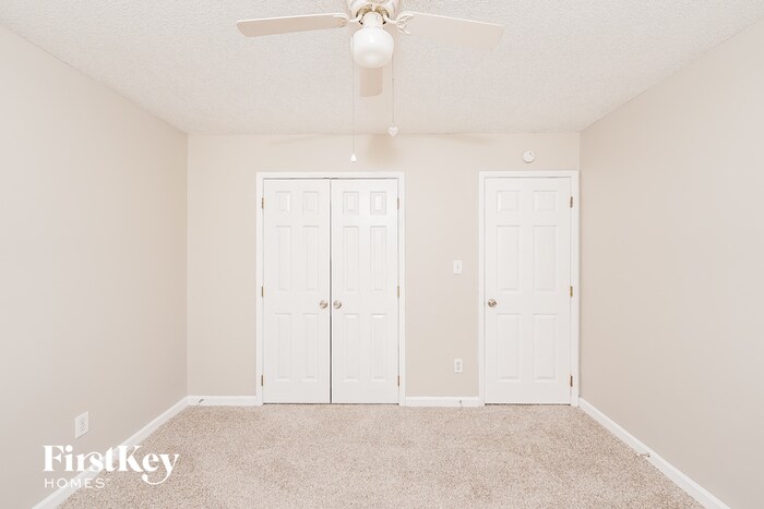 Building Photo - 6768 Crossbrook Ln