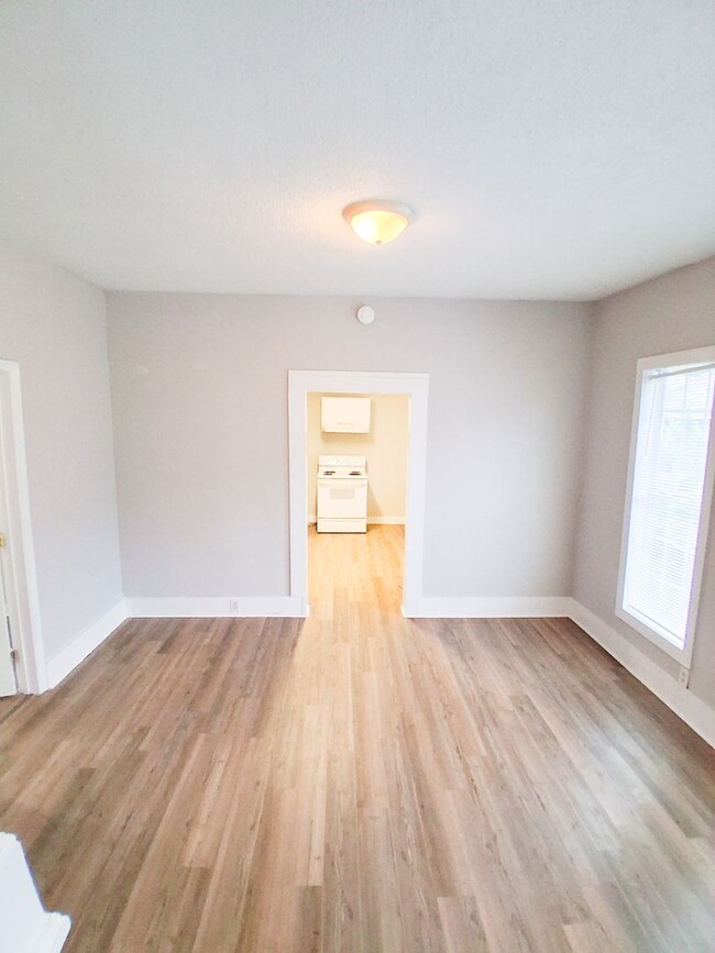 Building Photo - Charming 2BR/1BA Single Family Home in Gad...