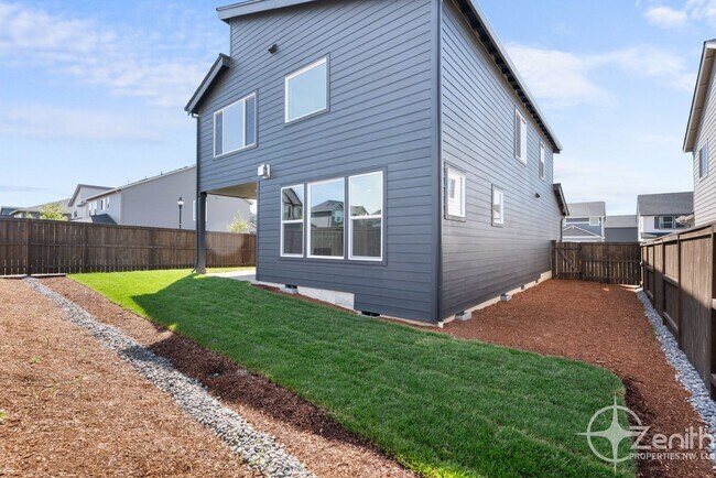 Building Photo - Brand New 4 Bedroom Corner Lot Home In Rid...