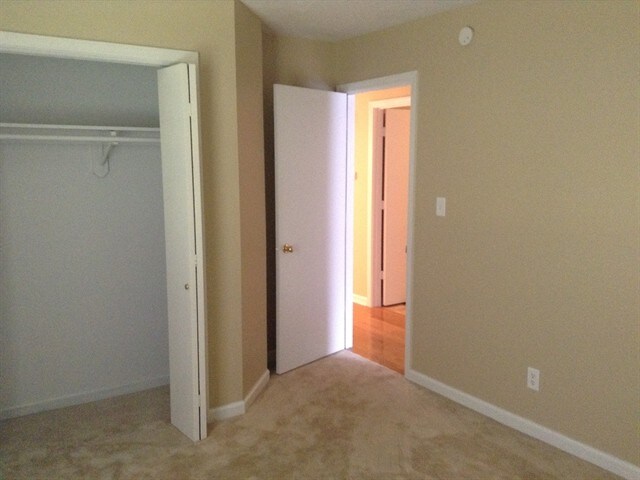 Building Photo - 4136 Fairoaks Drive