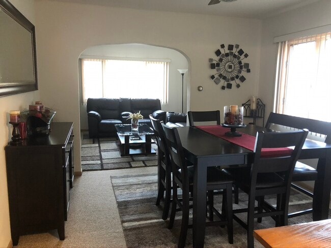 Building Photo - 10321 W North Ave