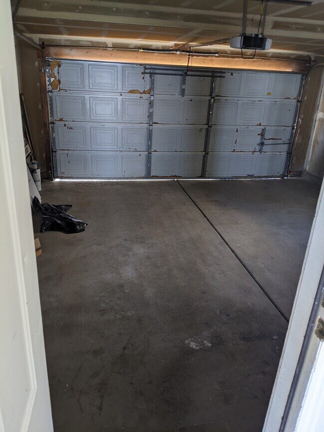 Building Photo - 387 E 3550 N