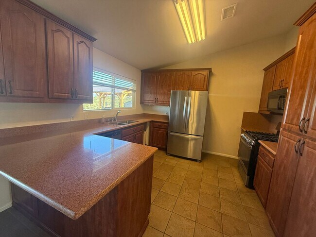 Building Photo - 4BR/2BA HOME w/ attached garage, usable land, fenced in back yard in CAMPO available!