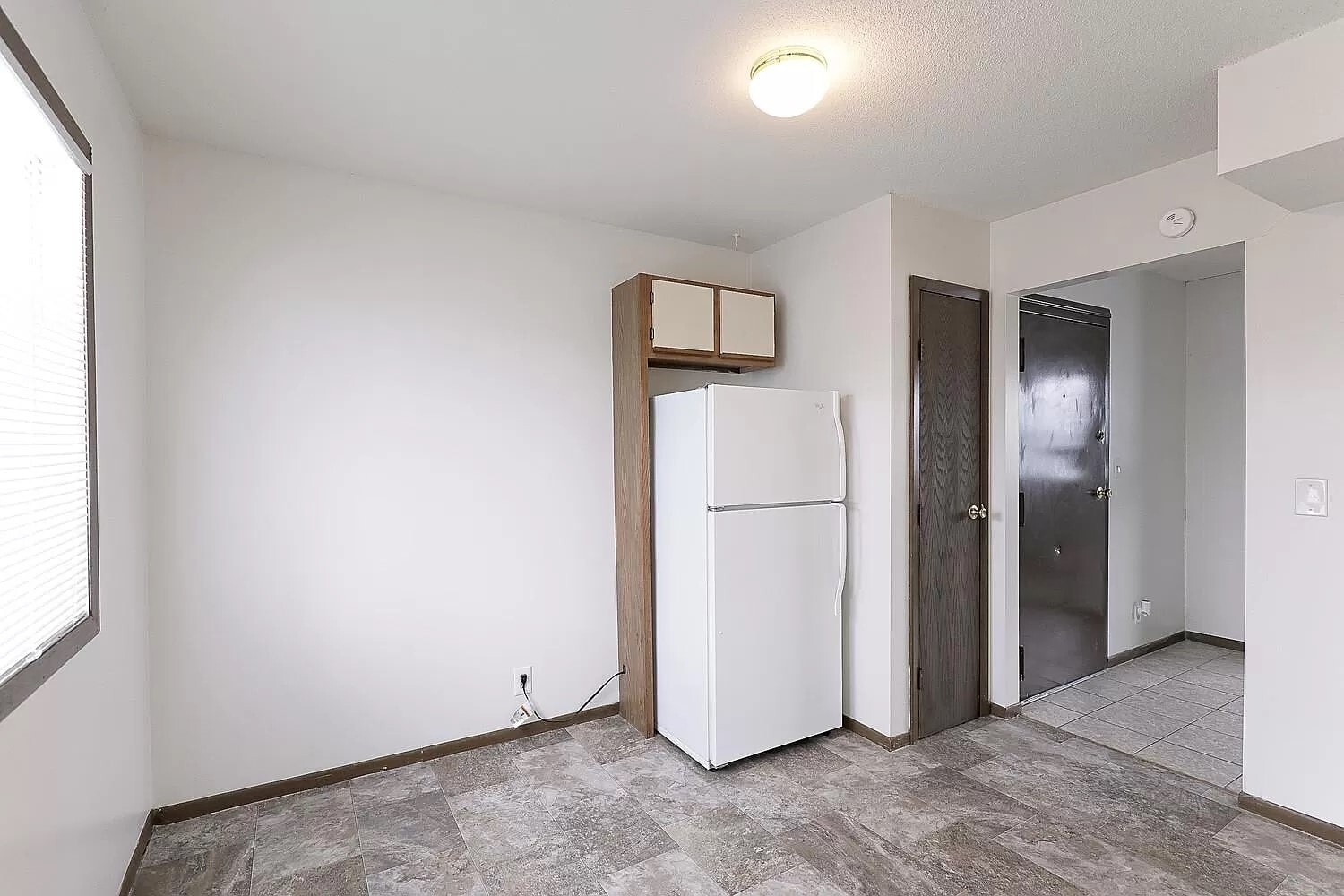 Building Photo - 4106 Baldwin Ave