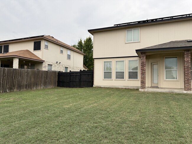 Building Photo - 6208 Melanie Dr
