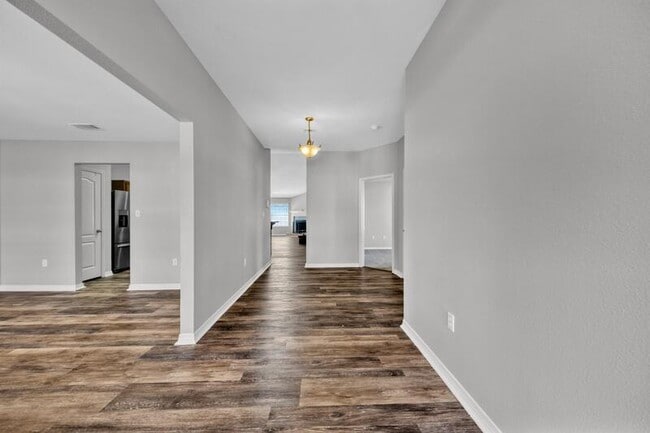 Building Photo - 9431 Pouder Ln