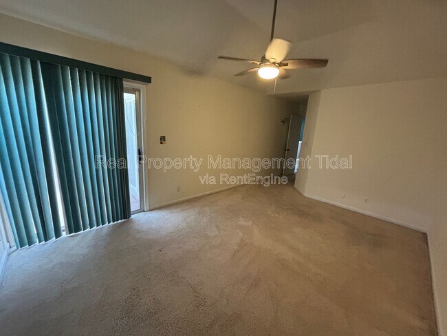 Building Photo - 924 Ironwood Dr