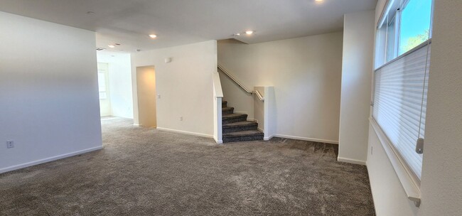 Building Photo - 3 bedroom condo with views of the Truckee ...