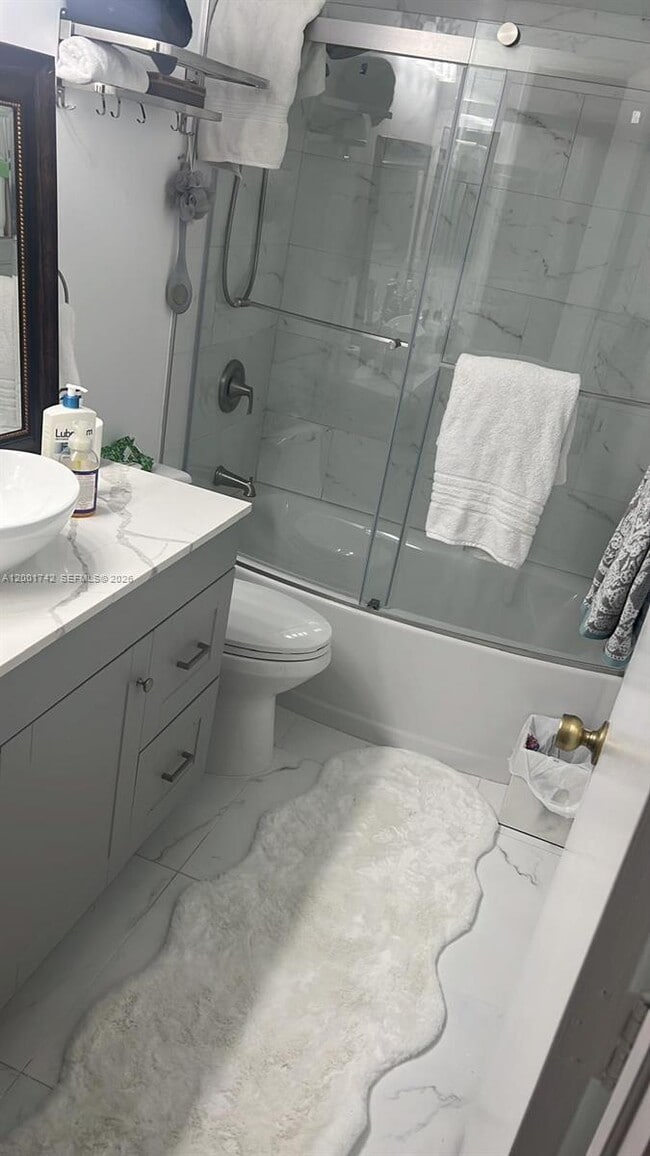 Building Photo - 1425 NW 124th Ave