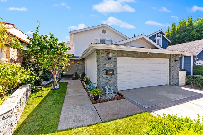 Building Photo - 7726 W 79th St