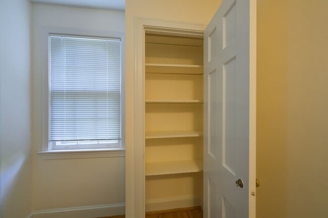 Building Photo - Charming & Spacious Colonial in N Cleveland Park w/Park-Like Rear Garden & Detached Garage