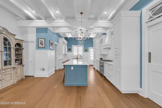 Building Photo - 15 West St