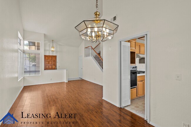 Building Photo - 27653 Myrin Ct