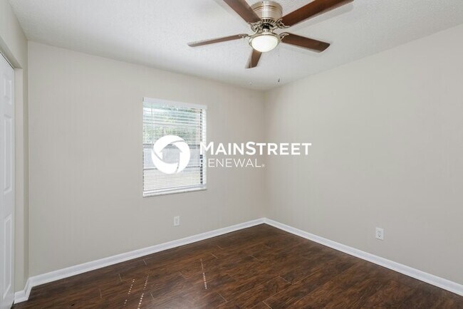 Building Photo - 3 Bedroom Pet-Friendly Home in TAMPA, FL w...