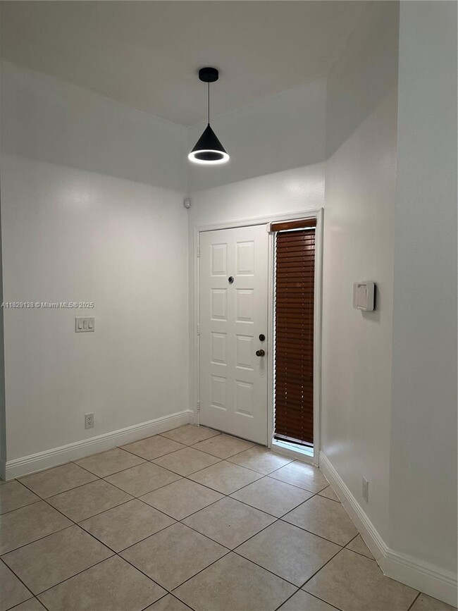 Building Photo - 10281 NW 11th Ct
