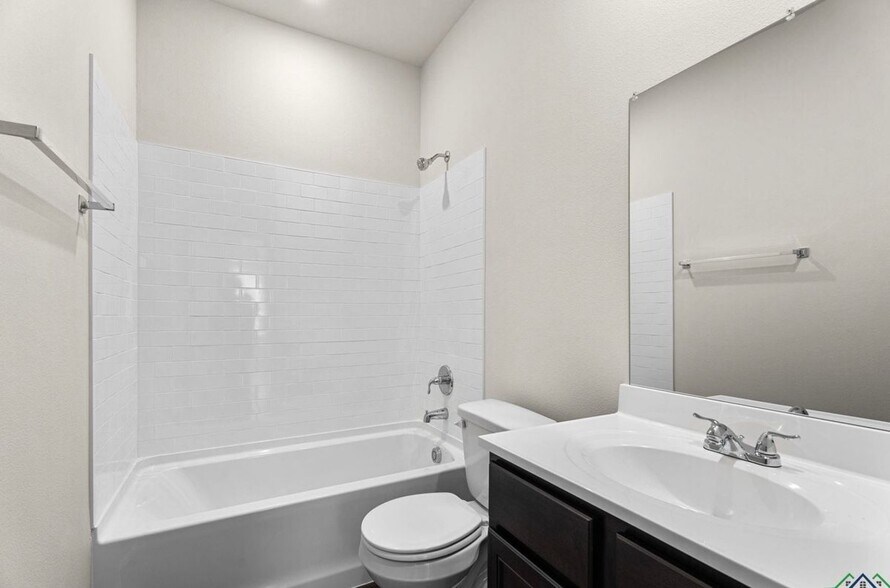 Building Photo - 1603 Everwood Ct