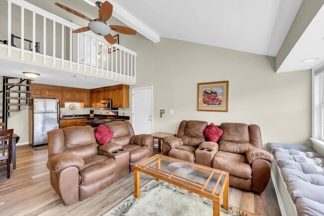 Building Photo - 1203 Erin Way