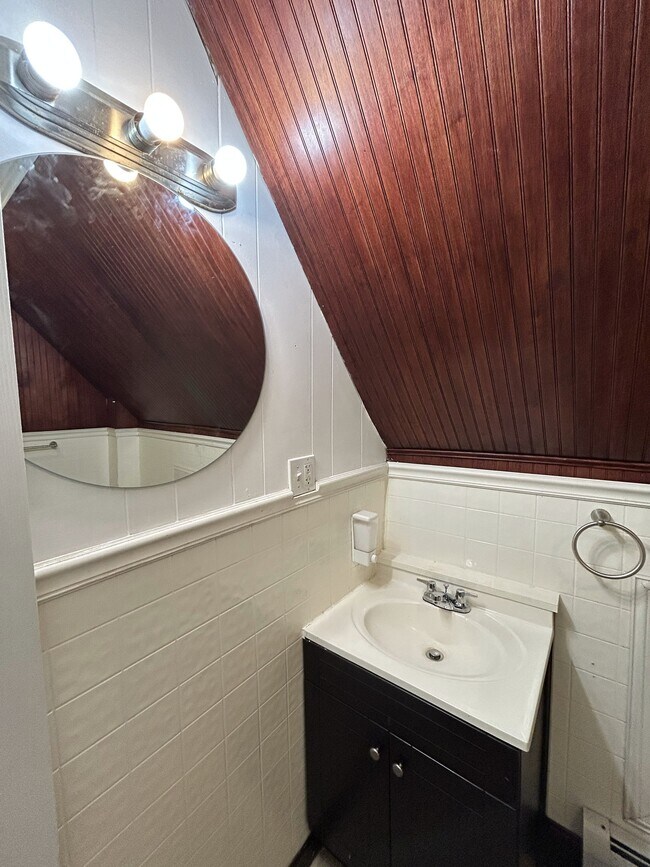 Building Photo - 126 Boswell Ave