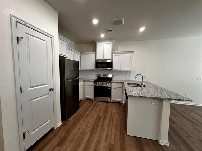 Building Photo - 11619 Mackenzie Wy