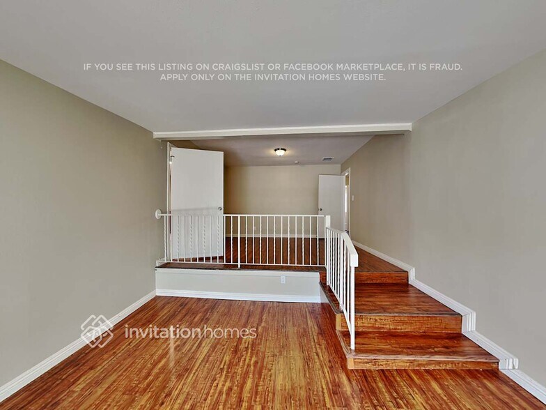 Building Photo - 12000 Lorne St