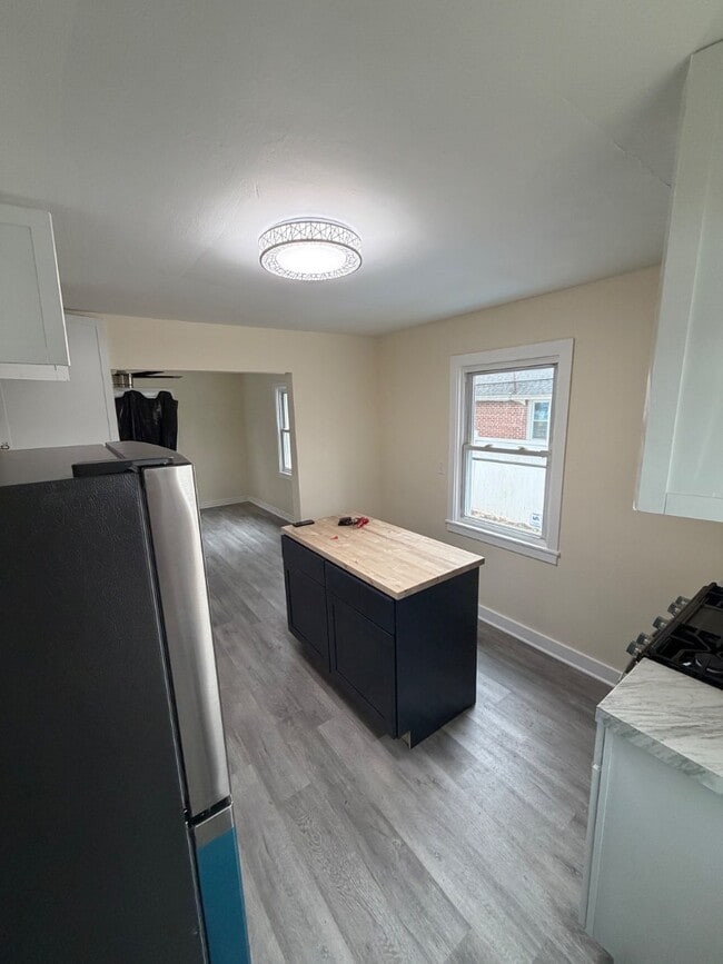 Building Photo - 501 Pearl Harbor St