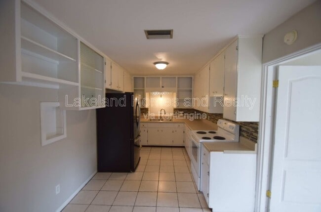 Building Photo - 307 Steedly Ave