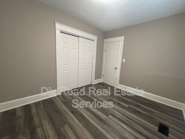 Building Photo - 3018 Tytus Ave