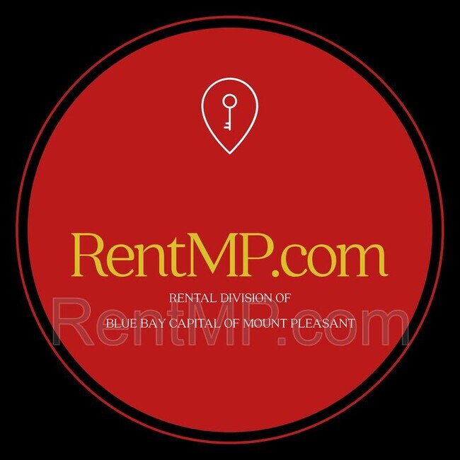 Building Photo - 811 S Main St